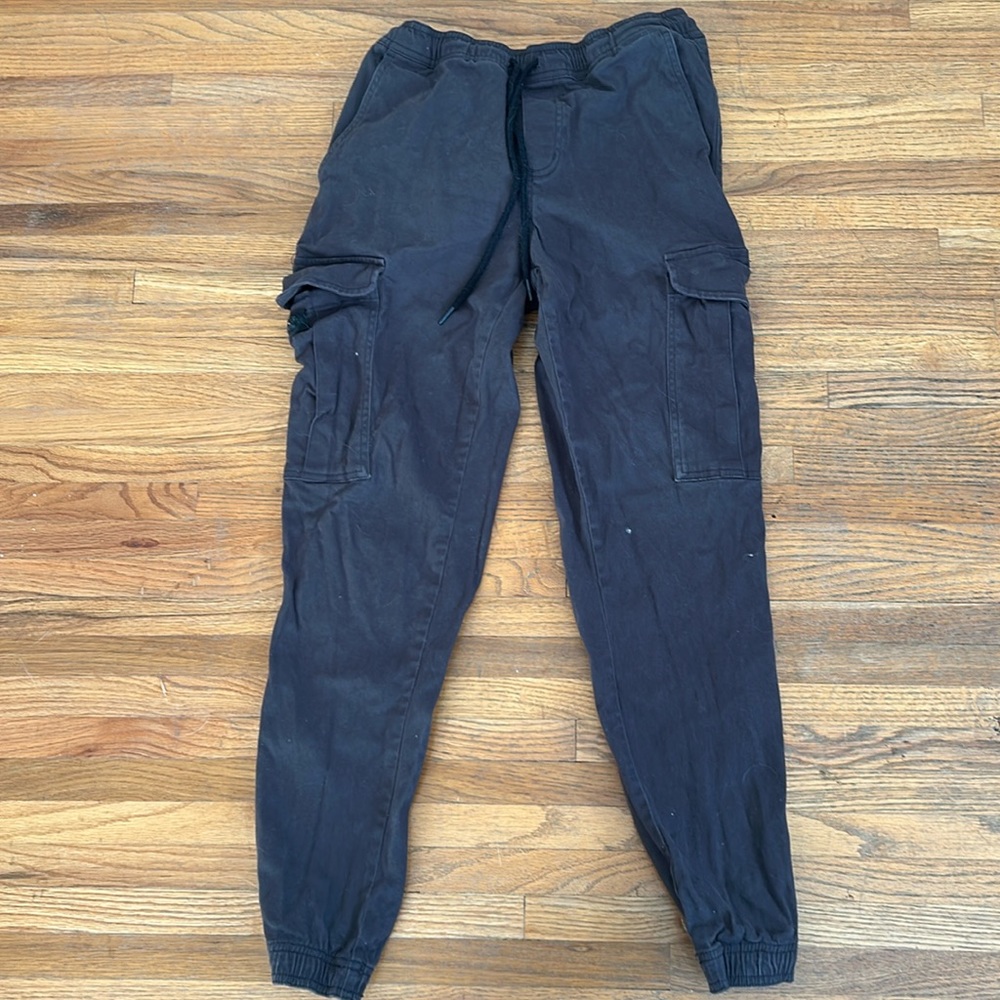 Cargo pants size small